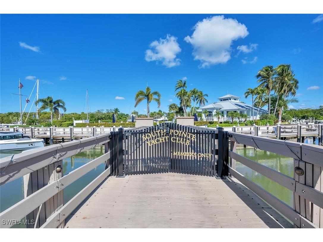 1717 Gulfstar Drive S #204 Naples FL 34112 226000993 image45