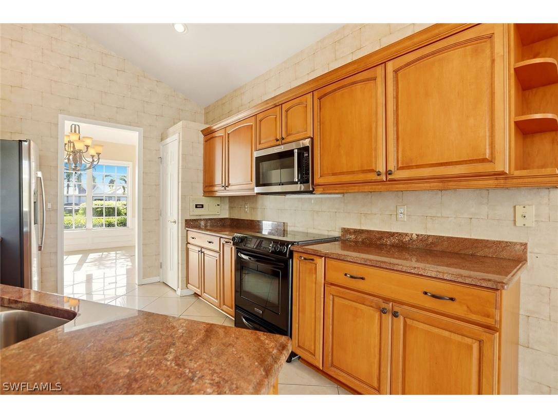 1717 Marsh Run Naples FL 34109 226007860 image10