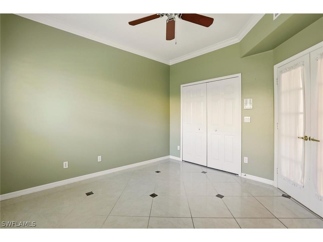 1717 Marsh Run Naples FL 34109 226007860 image11