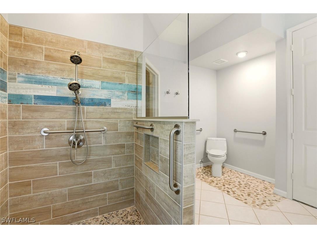 1717 Marsh Run Naples FL 34109 226007860 image16