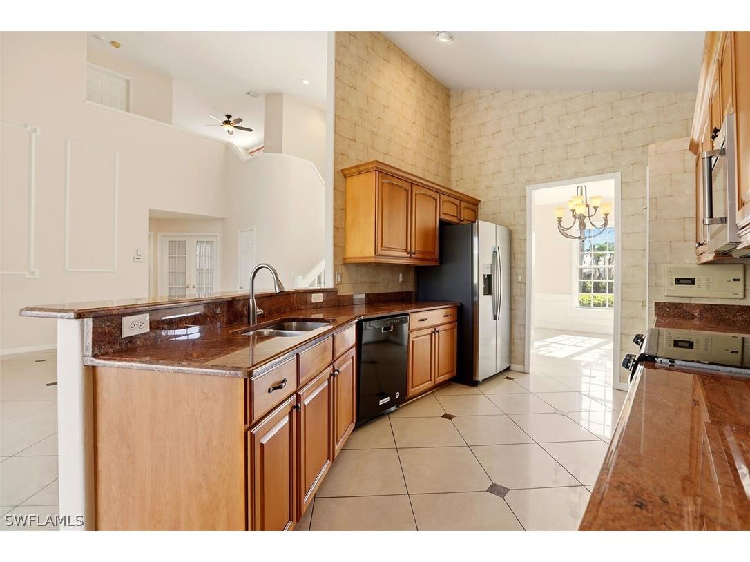 1717 Marsh Run Naples FL 34109 226007860 image9