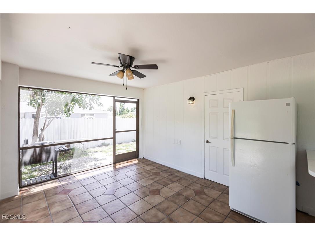1717 NE 6th Terrace Cape Coral FL 33909 2025007740 image27