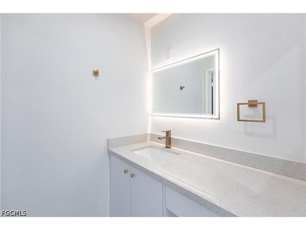 1717 NE 6th Terrace Cape Coral FL 33909 2026018061 image16