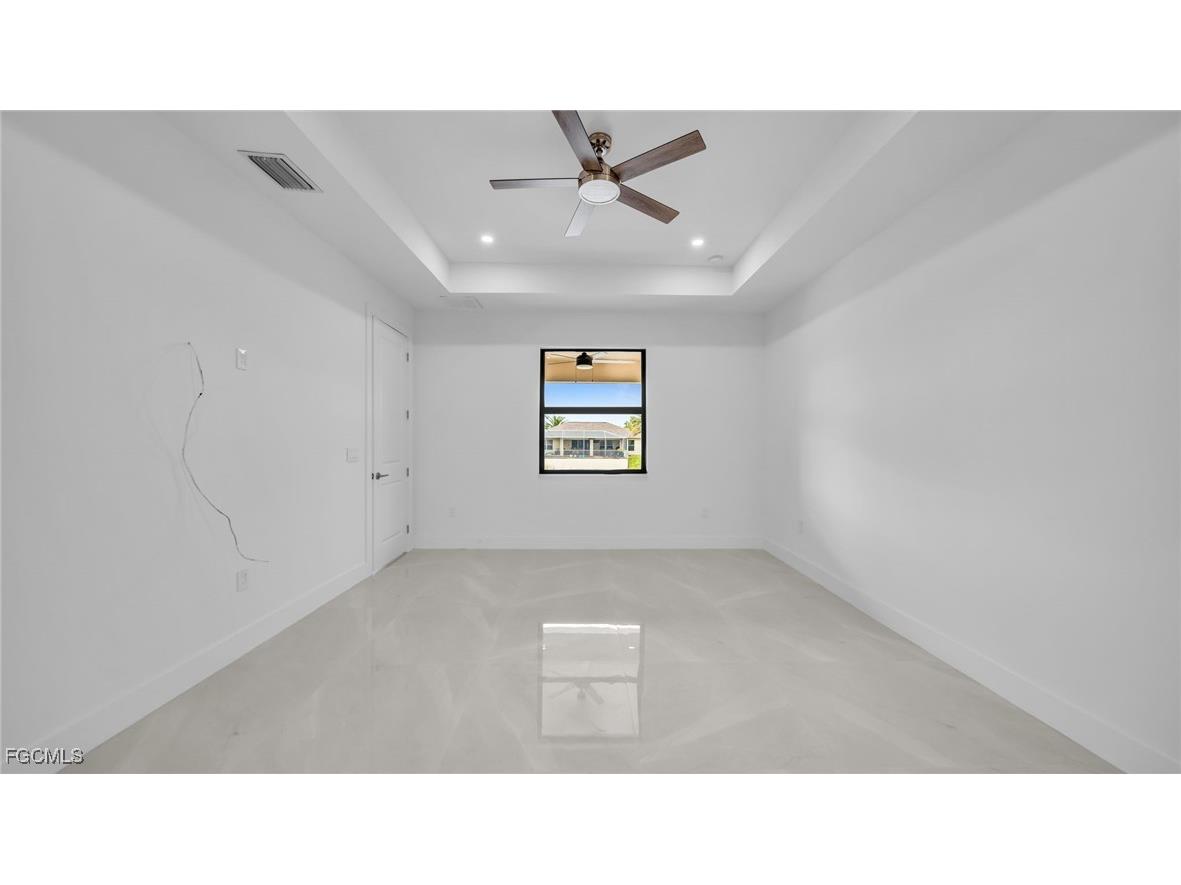 1717 NW 2nd Street Cape Coral FL 33993 2025000121 image16