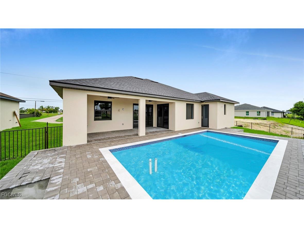 1717 NW 2nd Street Cape Coral FL 33993 2025000121 image2