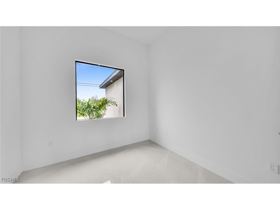 1717 NW 2nd Street Cape Coral FL 33993 2025000121 image24