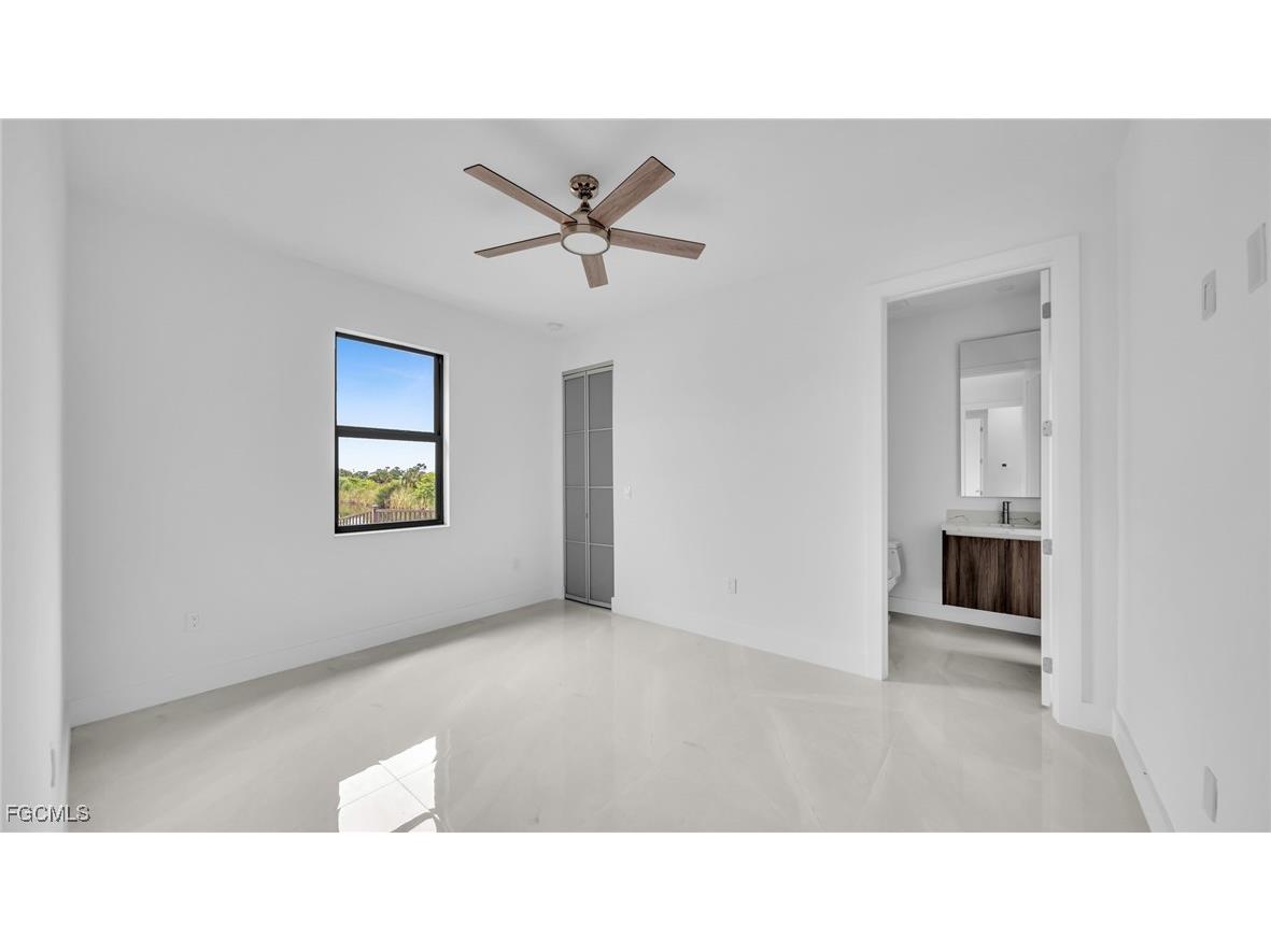 1717 NW 2nd Street Cape Coral FL 33993 2025000121 image28