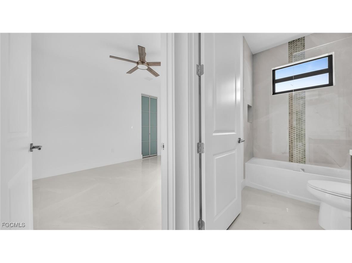 1717 NW 2nd Street Cape Coral FL 33993 2025000121 image29