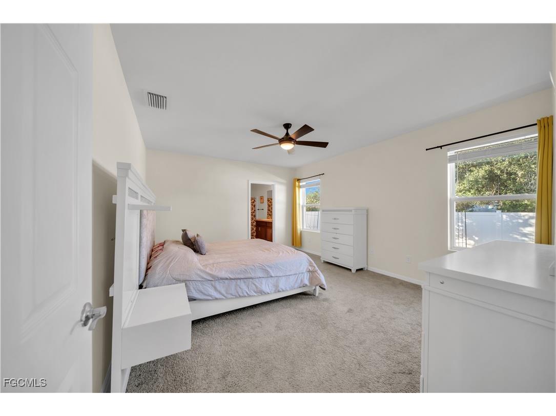 1717 NW 9th Terrace Cape Coral FL 33993 2025017317 image22