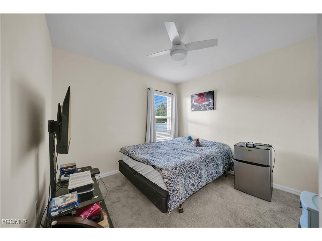 1717 NW 9th Terrace Cape Coral FL 33993 2025017317 image24