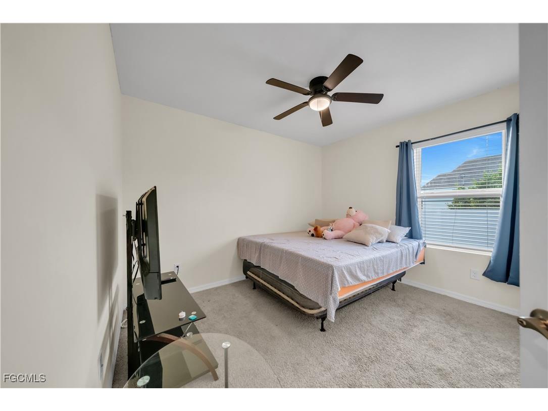 1717 NW 9th Terrace Cape Coral FL 33993 2025017317 image26