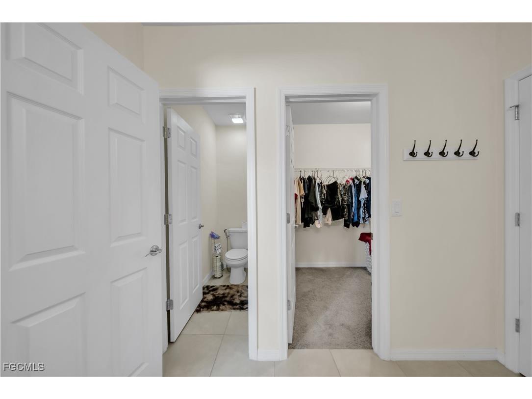 1717 NW 9th Terrace Cape Coral FL 33993 2025017317 image31