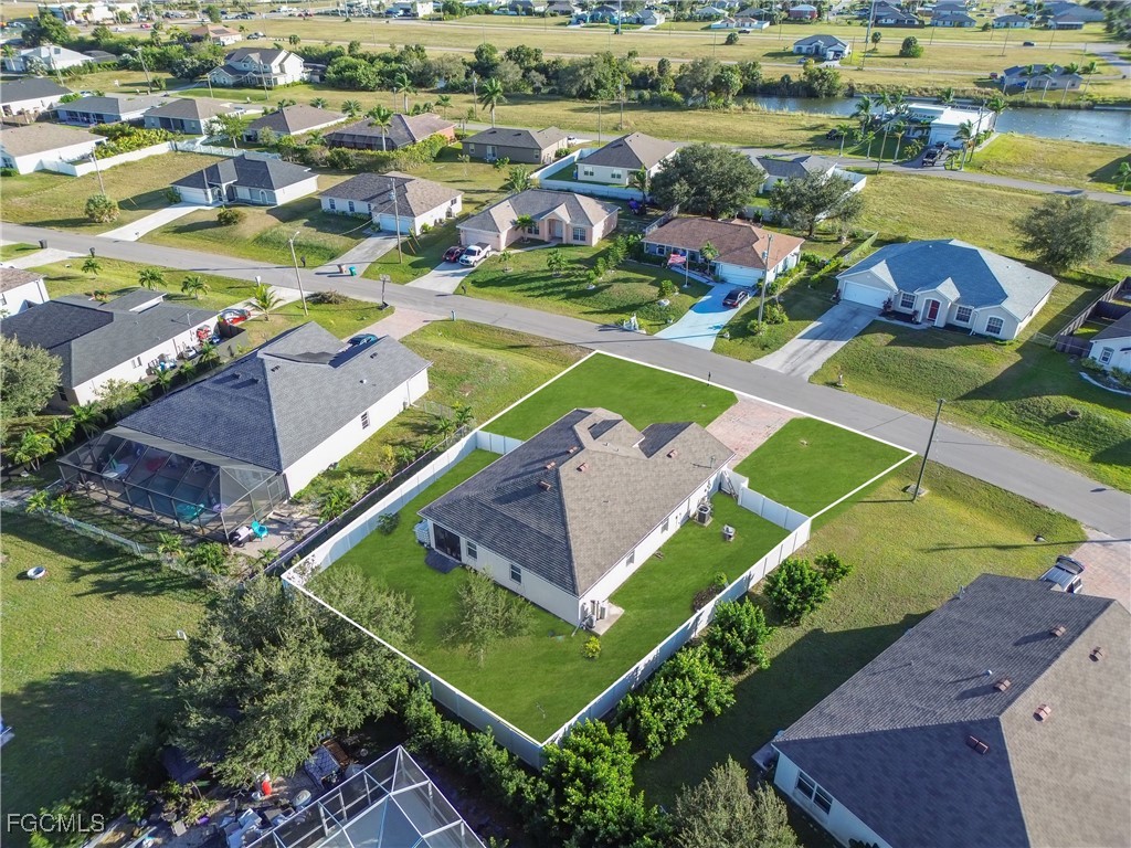 1717 NW 9th Terrace Cape Coral FL 33993 2025017317 image42