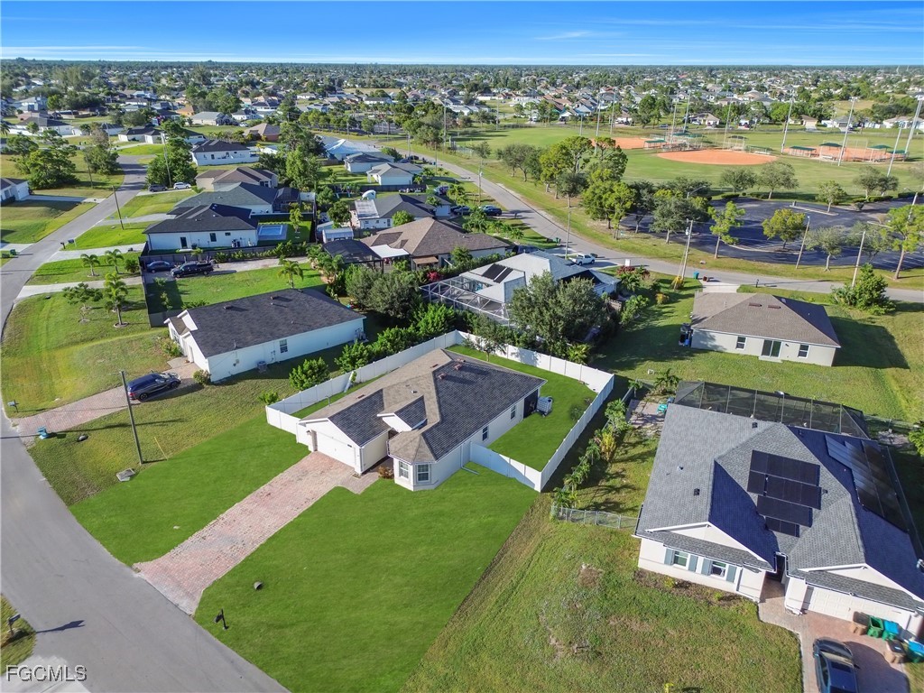 1717 NW 9th Terrace Cape Coral FL 33993 2025017317 image46