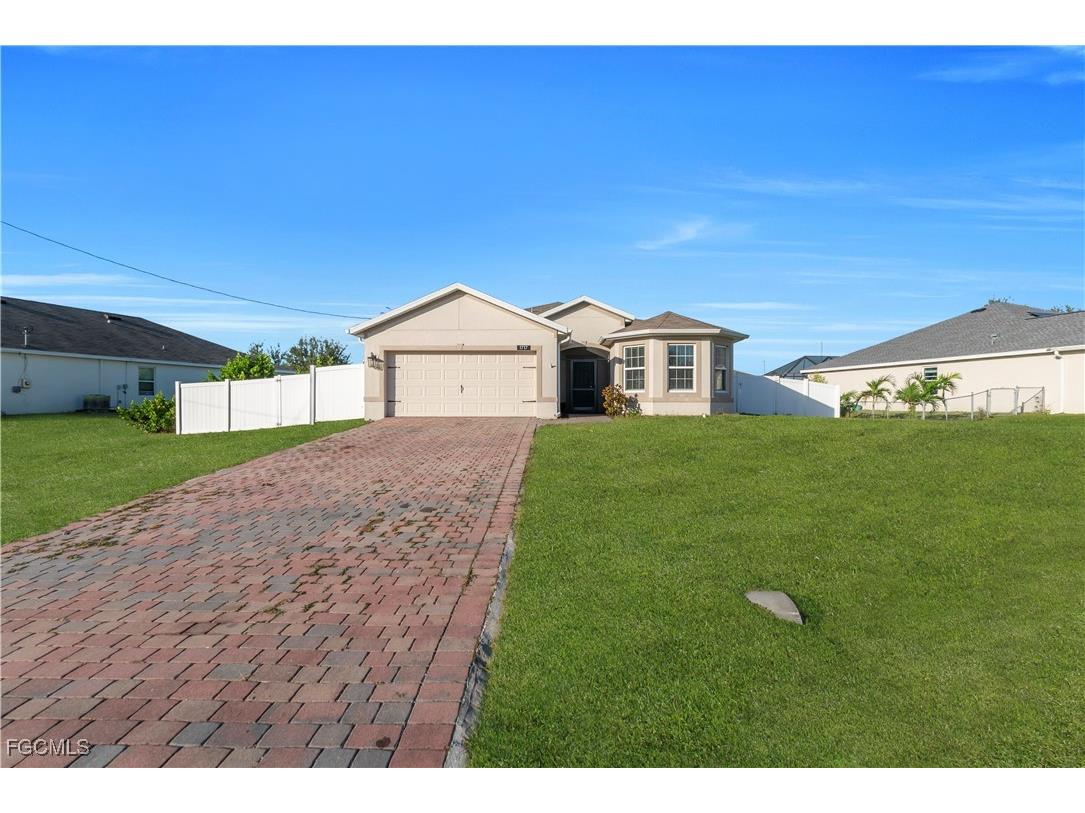 1717 NW 9th Terrace Cape Coral FL 33993 2025017317 image6