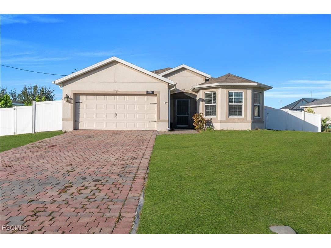 1717 NW 9th Terrace Cape Coral FL 33993 2025017317 image7