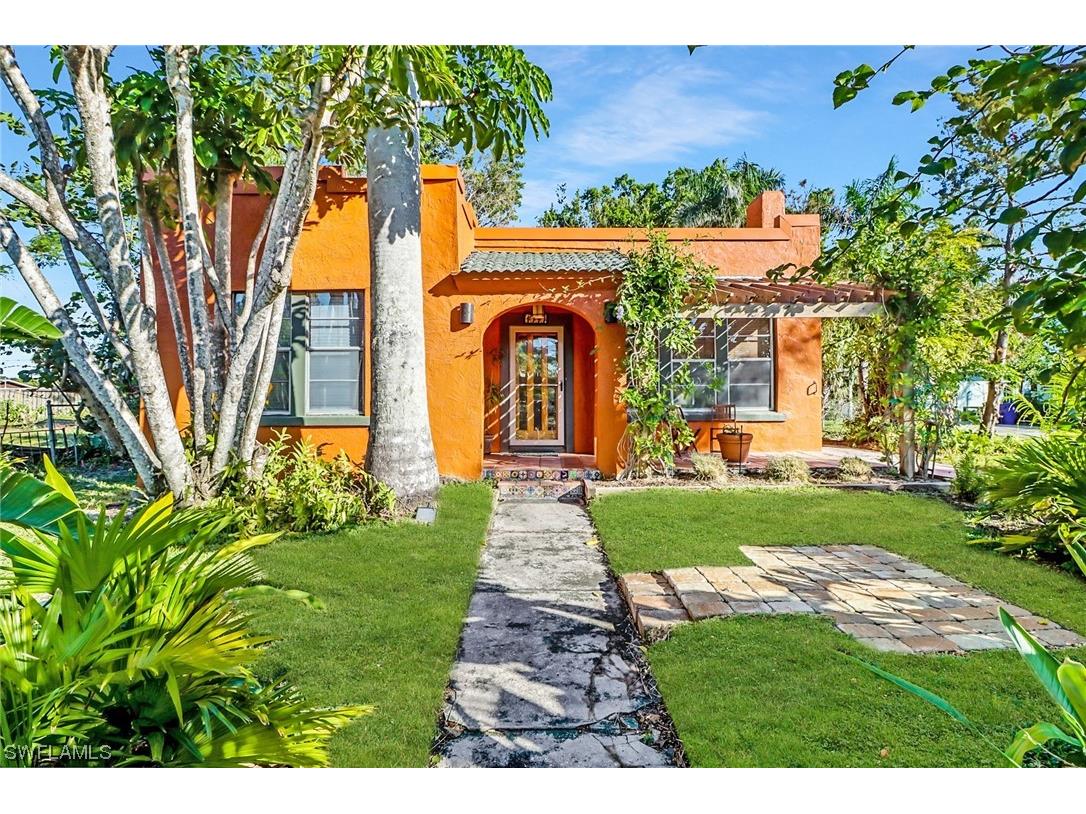 1717 Sunset Place Fort Myers FL 33901 223024119 image1