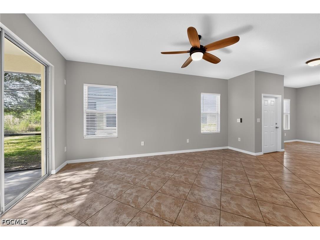 1717 Trailwater Street Ruskin FL 33570 2026029405 image15