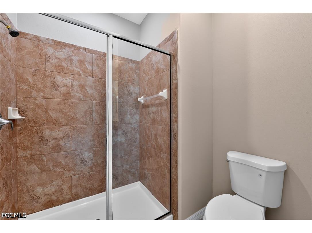1717 Trailwater Street Ruskin FL 33570 2026029405 image20