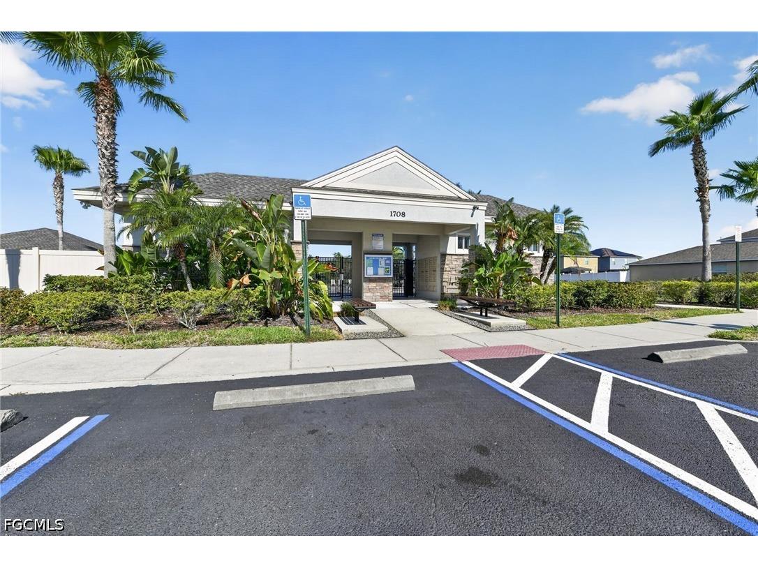 1717 Trailwater Street Ruskin FL 33570 2026029405 image43