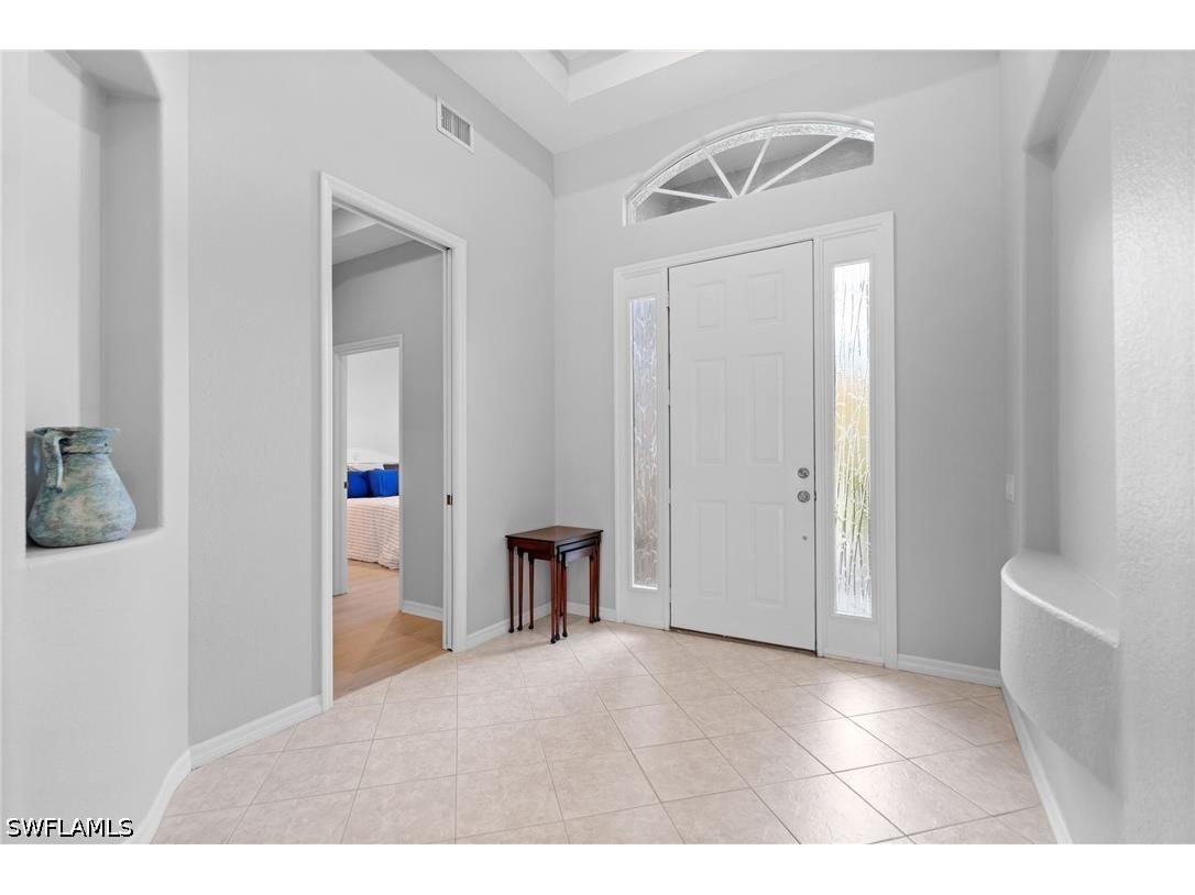 1717 Winding Oaks Way Naples FL 34109 226020004 image4