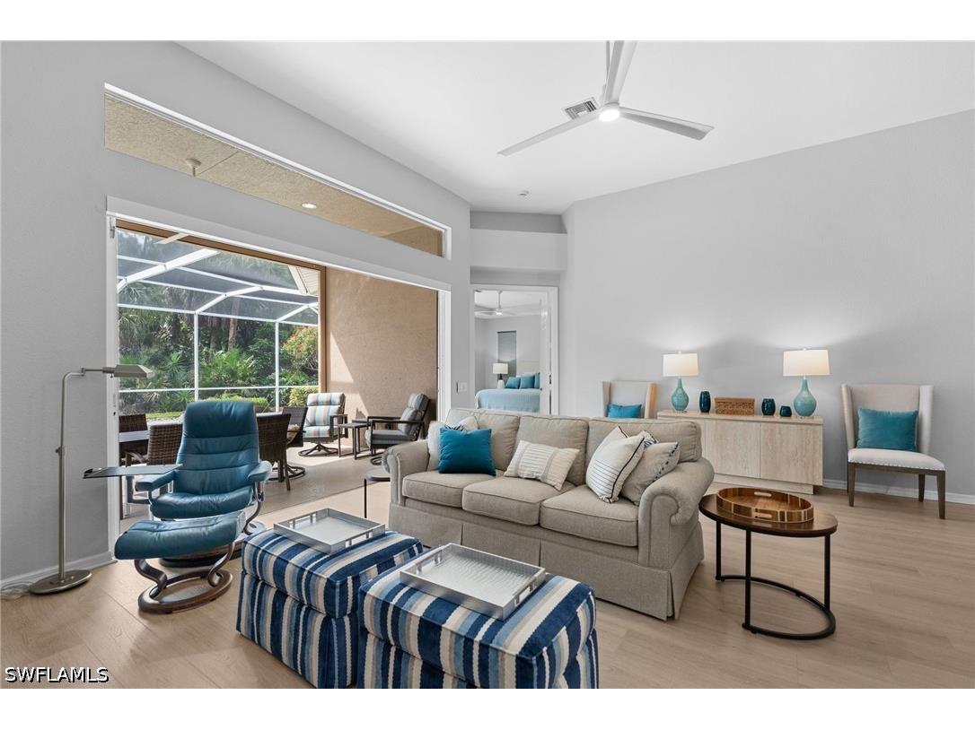 1717 Winding Oaks Way Naples FL 34109 226020004 image9