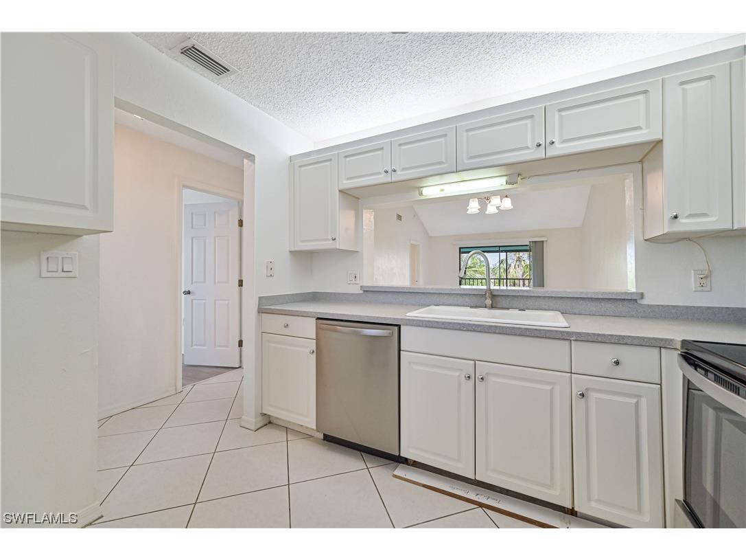 17171 Terraverde Circle #9 Fort Myers FL 33908 223080895 image1