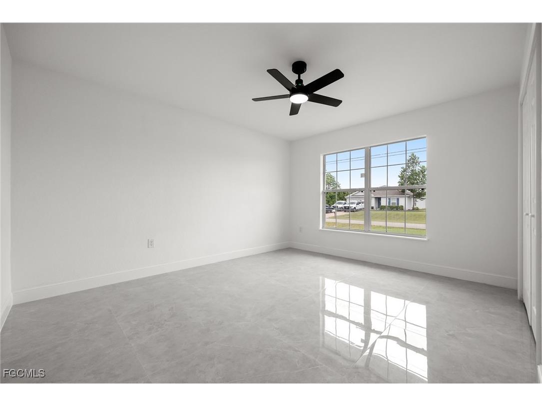 1718 NE 40th Lane Cape Coral FL 33909 2025009128 image25