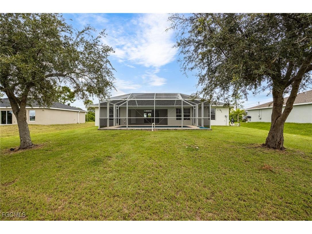 1718 NE 40th Lane Cape Coral FL 33909 2025009128 image33