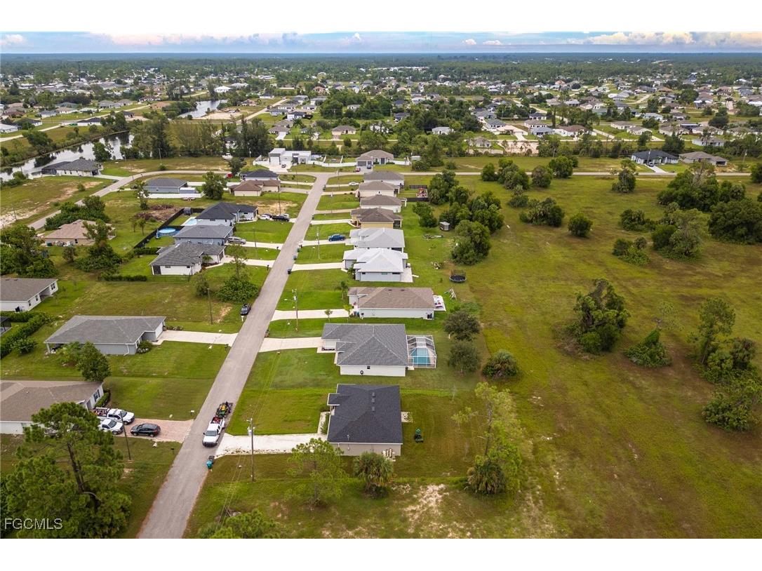 1718 NE 40th Lane Cape Coral FL 33909 2025009128 image41
