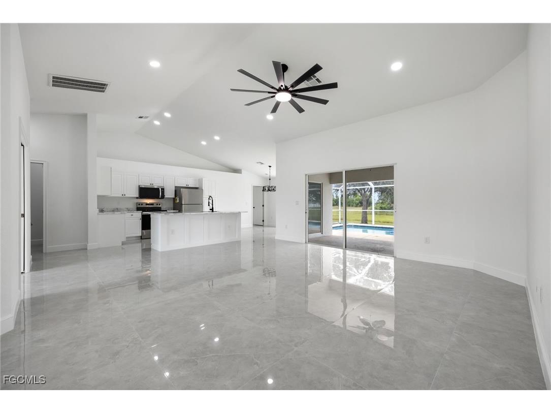 1718 NE 40th Lane Cape Coral FL 33909 2025009128 image7