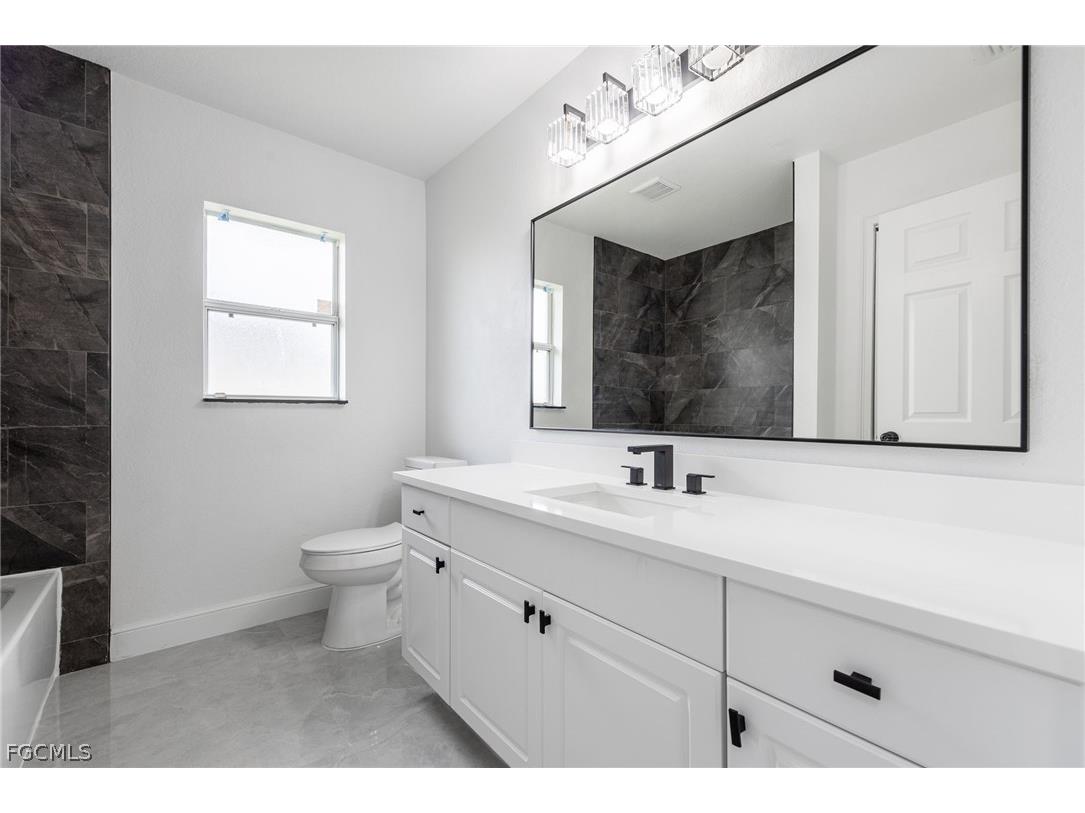 1718 NE 40th Lane Cape Coral FL 33909 2026013120 image27