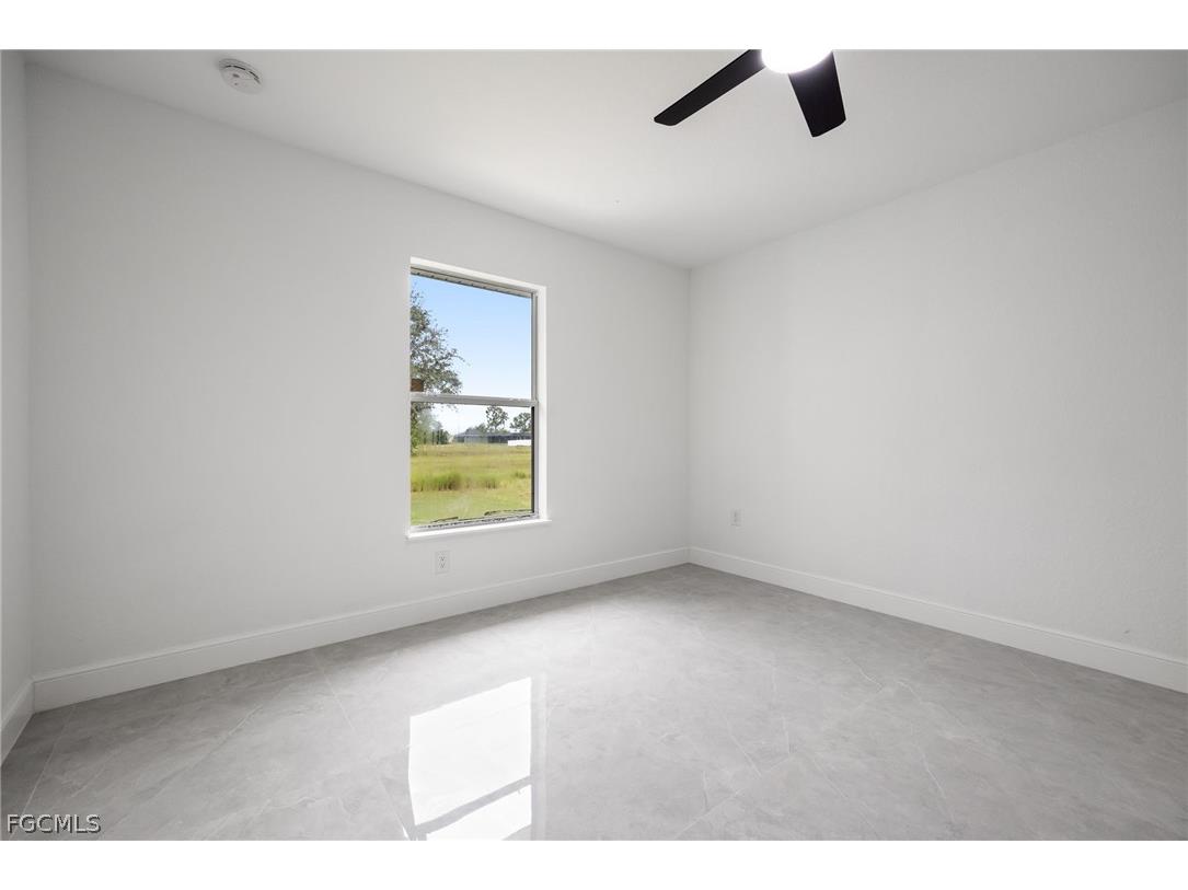 1718 NE 40th Lane Cape Coral FL 33909 2026013120 image28