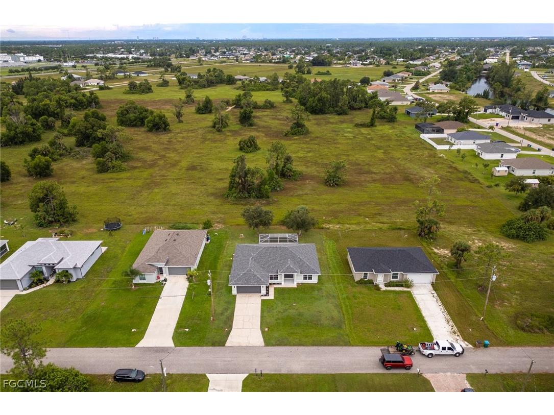 1718 NE 40th Lane Cape Coral FL 33909 2026013120 image37
