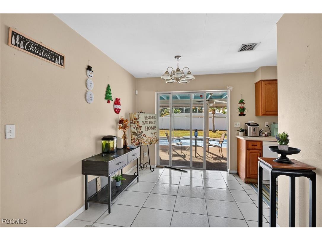 1718 SE 29th Lane Cape Coral FL 33904 2025025507 image9