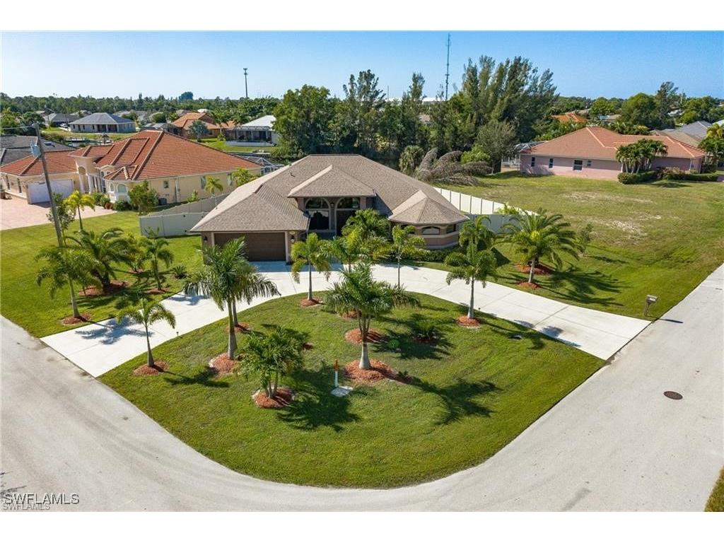 1718 SW 30th Terrace Cape Coral FL 33914 224088179 image1