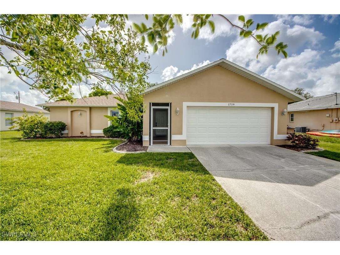 1719 Academy Boulevard Cape Coral FL 33990 225054033 image1