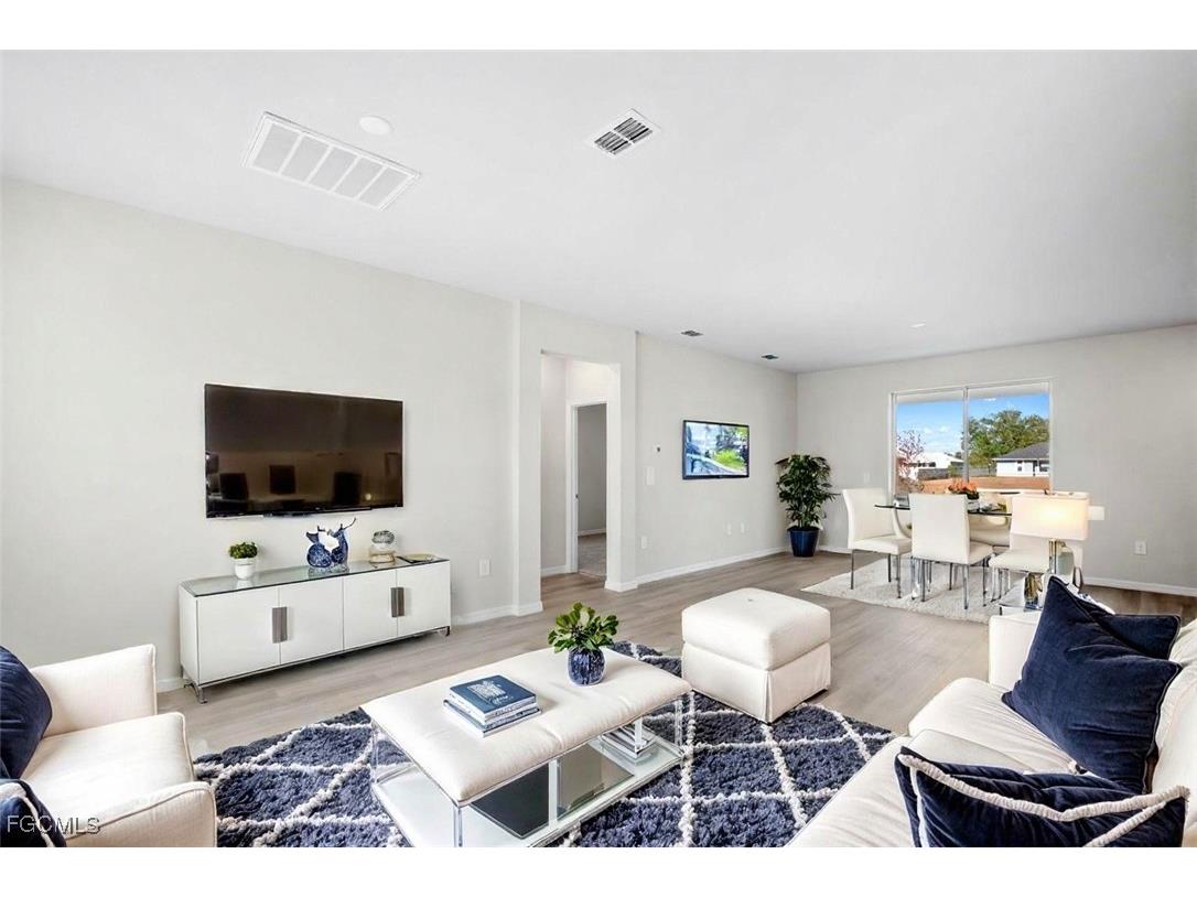 1719 NE 26th Street Cape Coral FL 33909 225047657 image2