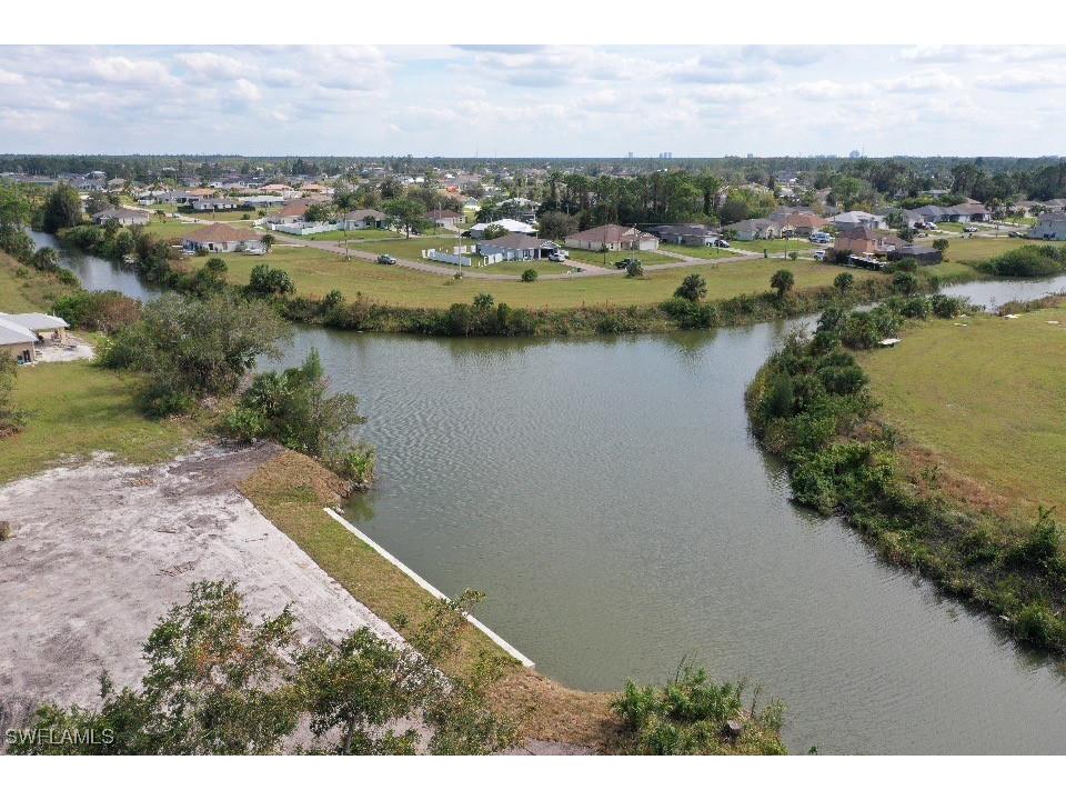 1719 NE 36th Lane Cape Coral FL 33909 224091660 image3
