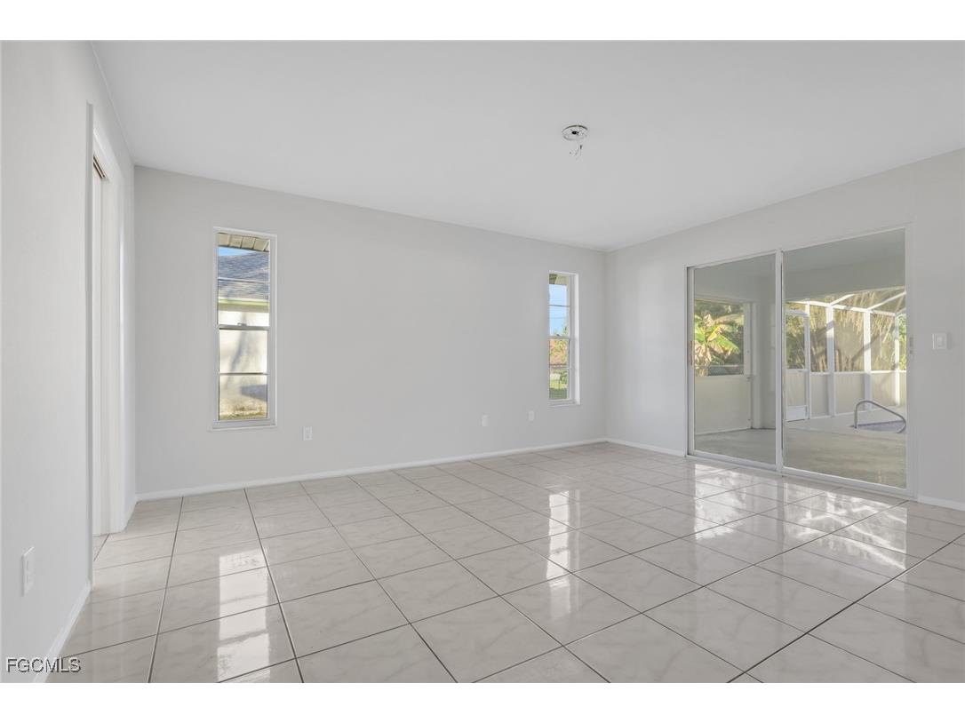 1719 SE 8th Street Cape Coral FL 33990 2025025373 image11