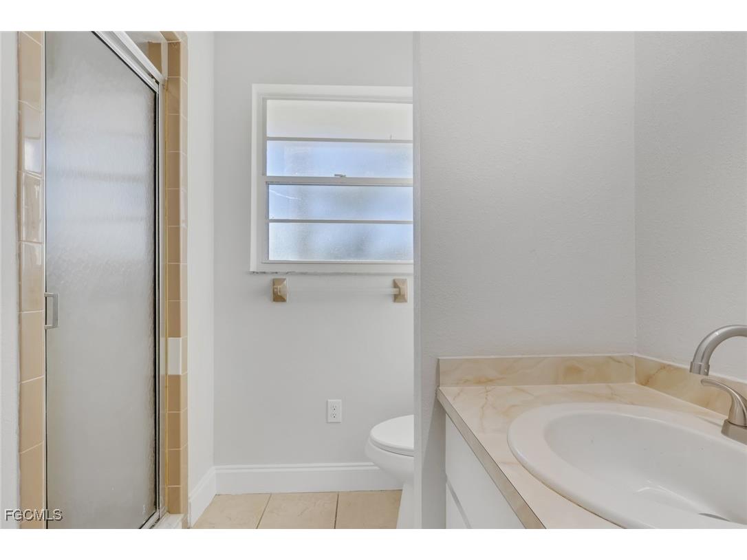 1719 SE 8th Street Cape Coral FL 33990 2025025373 image14