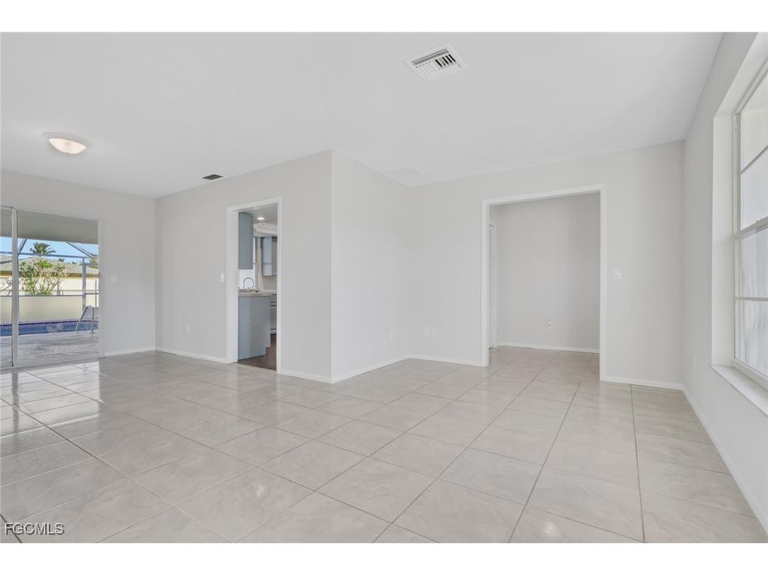 1719 SE 8th Street Cape Coral FL 33990 2025025373 image4