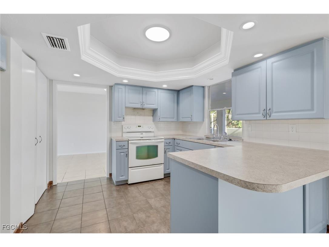 1719 SE 8th Street Cape Coral FL 33990 2025025373 image6