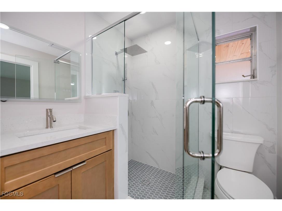 1719 Sandy Circle Cape Coral FL 33904 2025009603 image29