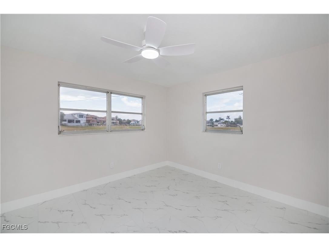 1719 Sandy Circle Cape Coral FL 33904 2025009603 image31