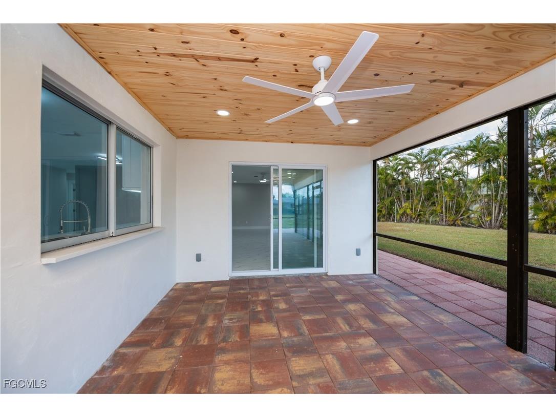 1719 Sandy Circle Cape Coral FL 33904 2025009603 image42