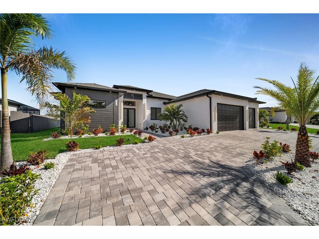 1719 Surfside Boulevard Cape Coral FL 33991 224102559 image1