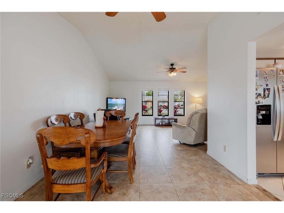 1719 W Bluewater Terrace North Fort Myers FL 33903 2026006226 image11