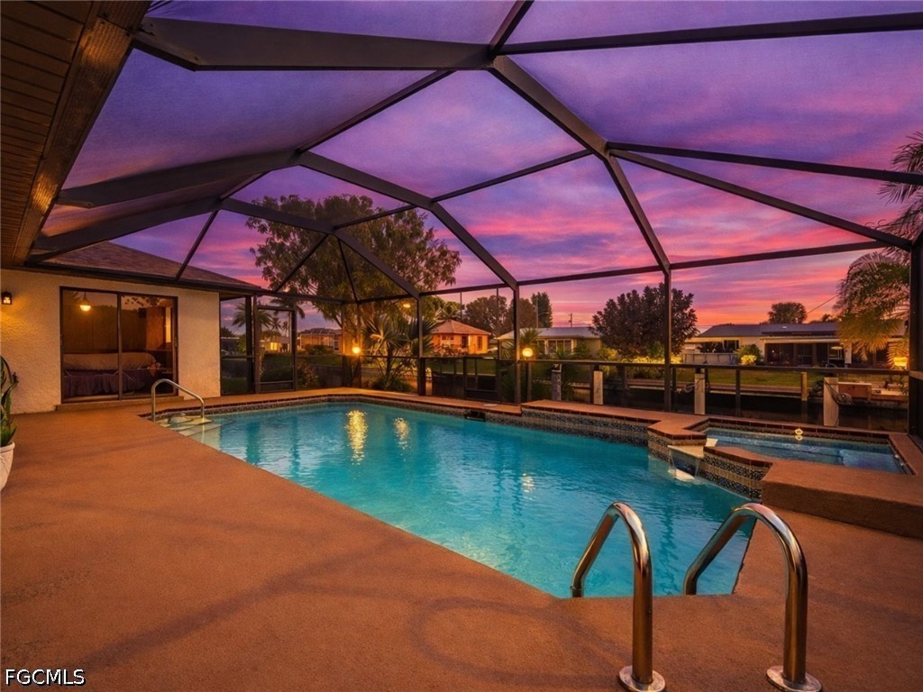 1719 W Bluewater Terrace North Fort Myers FL 33903 2026006226 image2