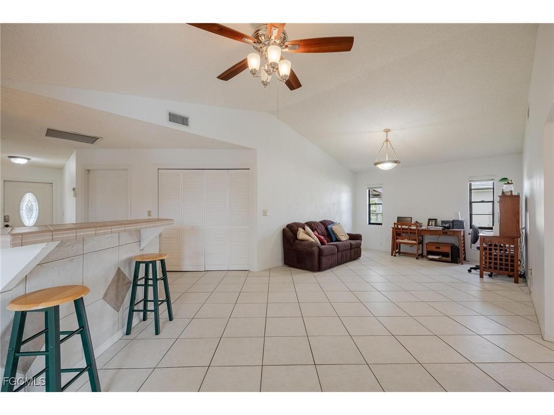 1719 W Bluewater Terrace North Fort Myers FL 33903 2026006226 image20
